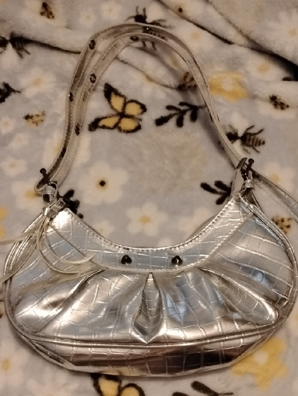 Silver Croc-Embossed Lightweight Crossbody Shoulder Bag